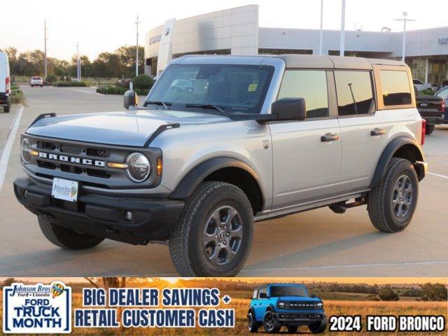 new 2024 Ford Bronco car, priced at $45,663