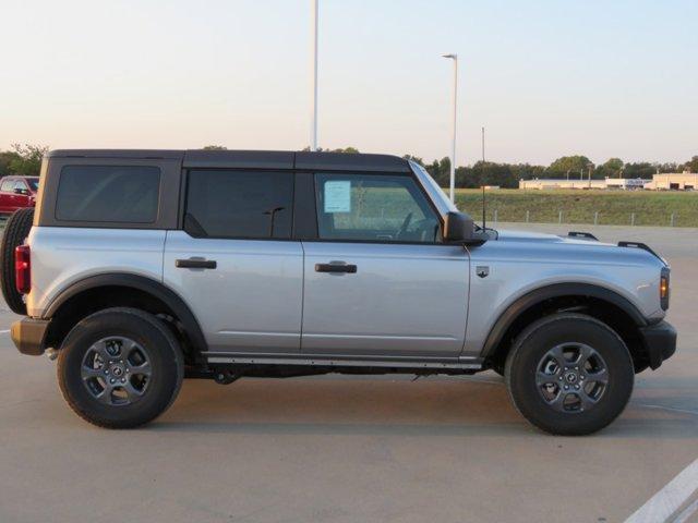 new 2024 Ford Bronco car, priced at $45,663