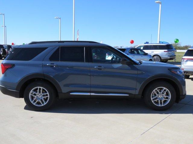 new 2025 Ford Explorer car, priced at $40,988