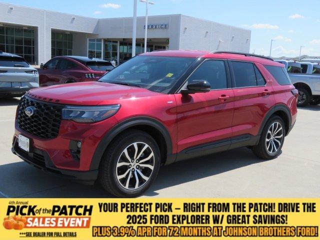new 2025 Ford Explorer car, priced at $45,826