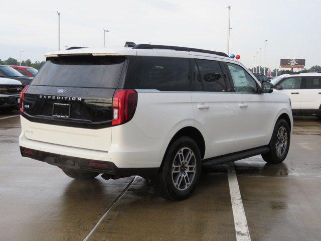 new 2025 Ford Expedition car, priced at $68,002