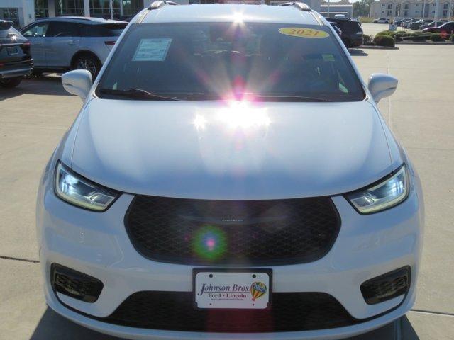 used 2021 Chrysler Pacifica car, priced at $20,450