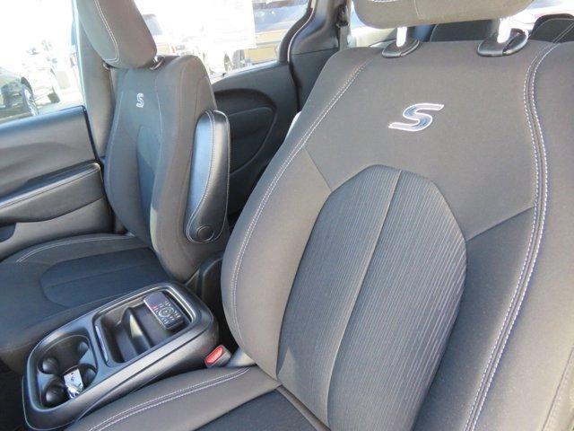used 2021 Chrysler Pacifica car, priced at $20,450