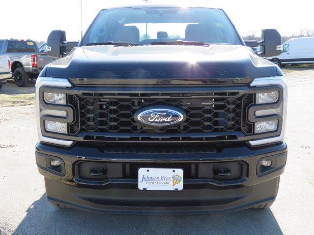 new 2024 Ford F-250 car, priced at $57,692