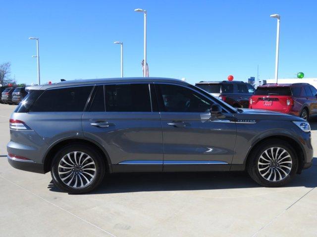 used 2022 Lincoln Aviator car, priced at $40,095