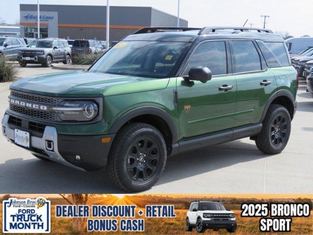 new 2025 Ford Bronco Sport car, priced at $42,515