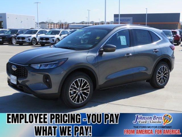 new 2025 Ford Escape car, priced at $33,248