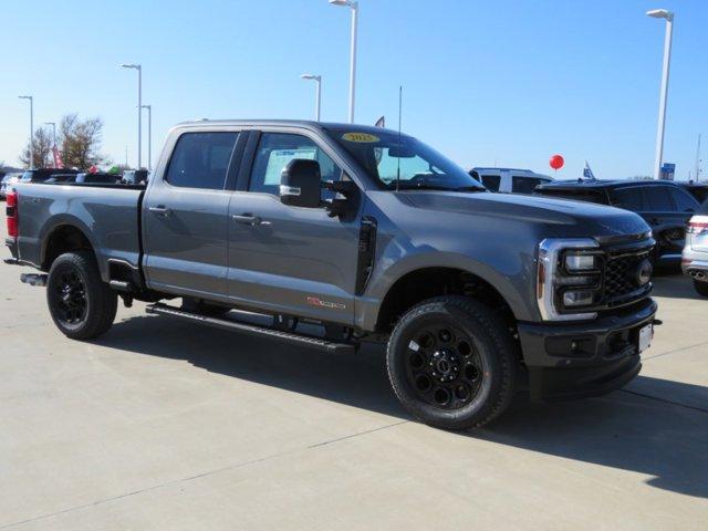 new 2025 Ford F-250 car