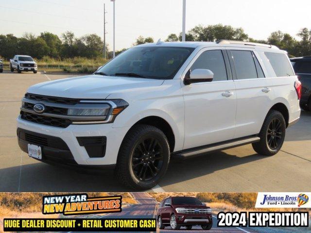 new 2024 Ford Expedition car, priced at $68,047