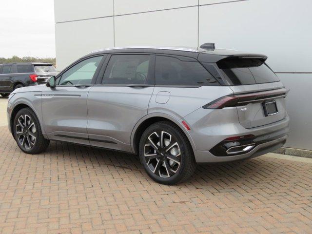 new 2025 Lincoln Nautilus car, priced at $63,205