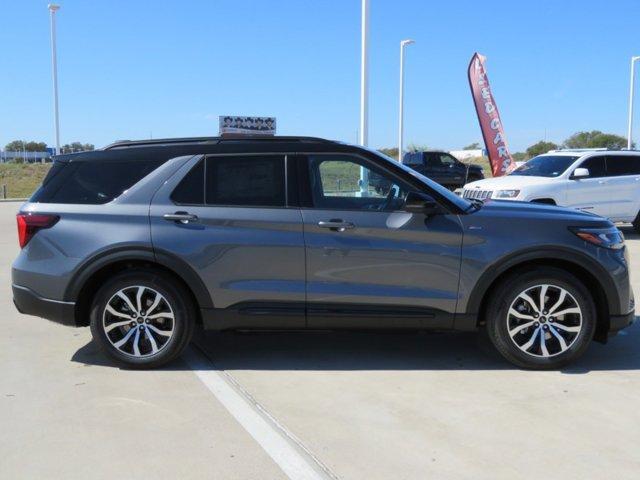 new 2025 Ford Explorer car, priced at $47,362