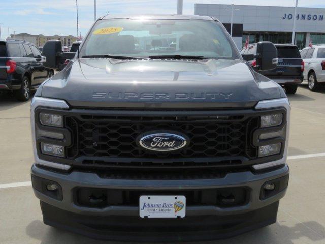 new 2025 Ford F-250 car, priced at $66,600