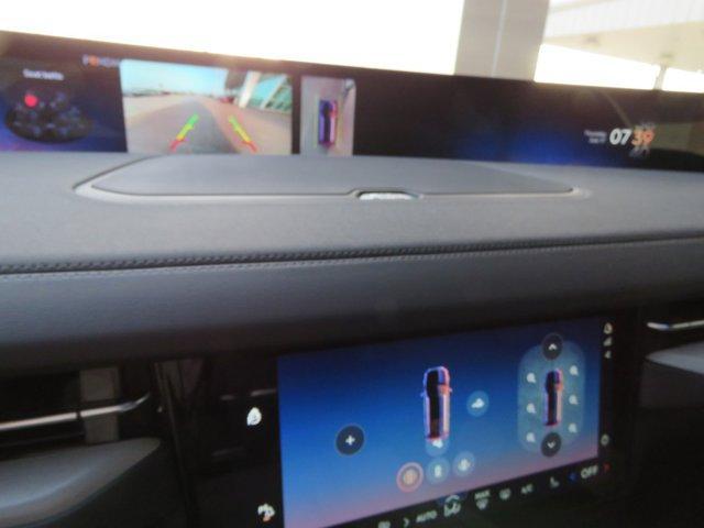 new 2025 Lincoln Navigator L car
