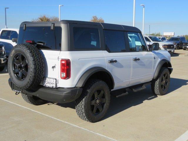 new 2024 Ford Bronco car, priced at $51,677