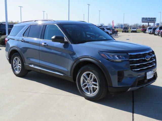 new 2025 Ford Explorer car, priced at $40,988