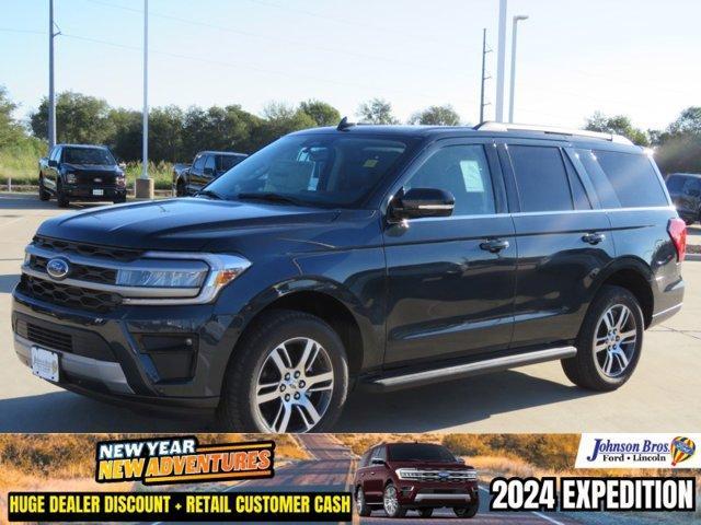 new 2024 Ford Expedition car, priced at $73,595