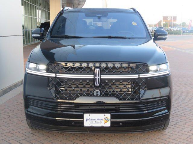 new 2025 Lincoln Navigator L car