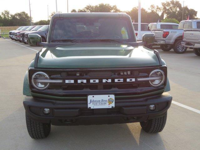 new 2025 Ford Bronco car, priced at $53,258