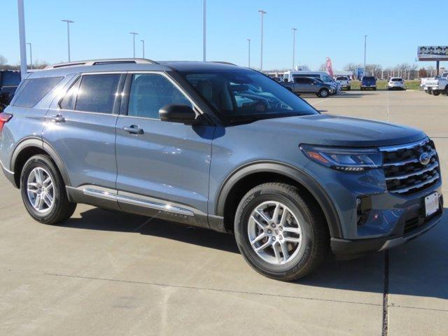 new 2025 Ford Explorer car, priced at $44,146