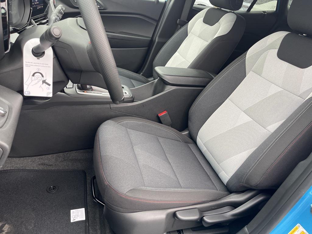 new 2025 Chevrolet Trax car, priced at $25,480