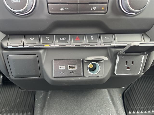 new 2025 Chevrolet Silverado 1500 car, priced at $39,337