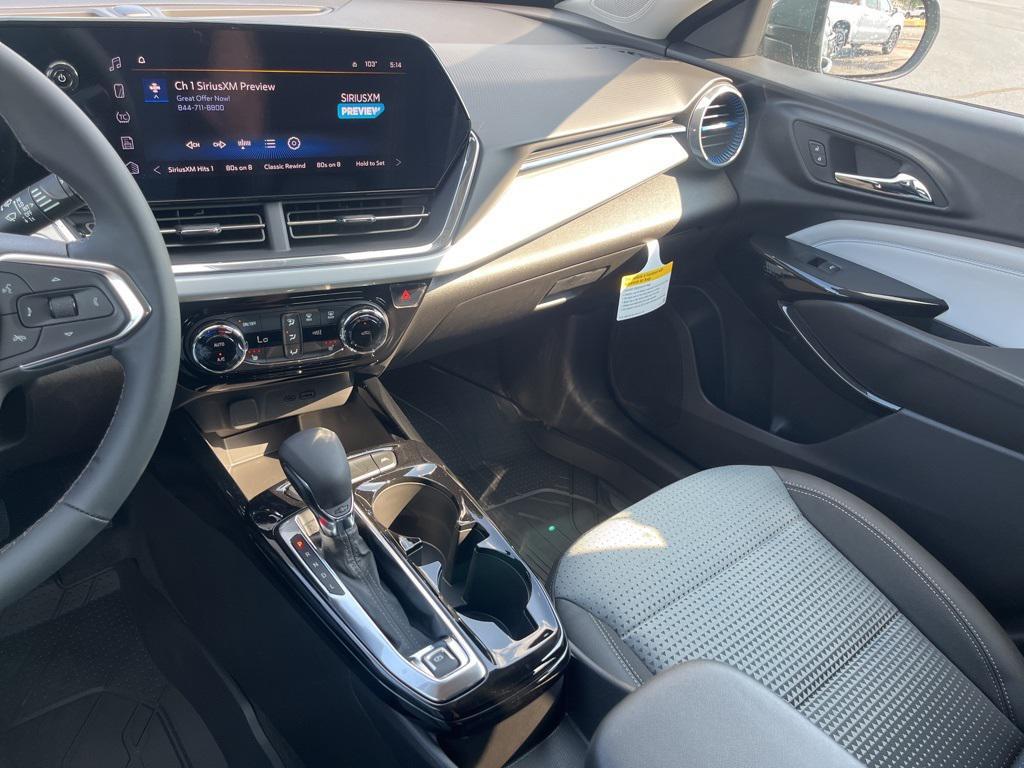 new 2025 Chevrolet Trax car, priced at $25,750