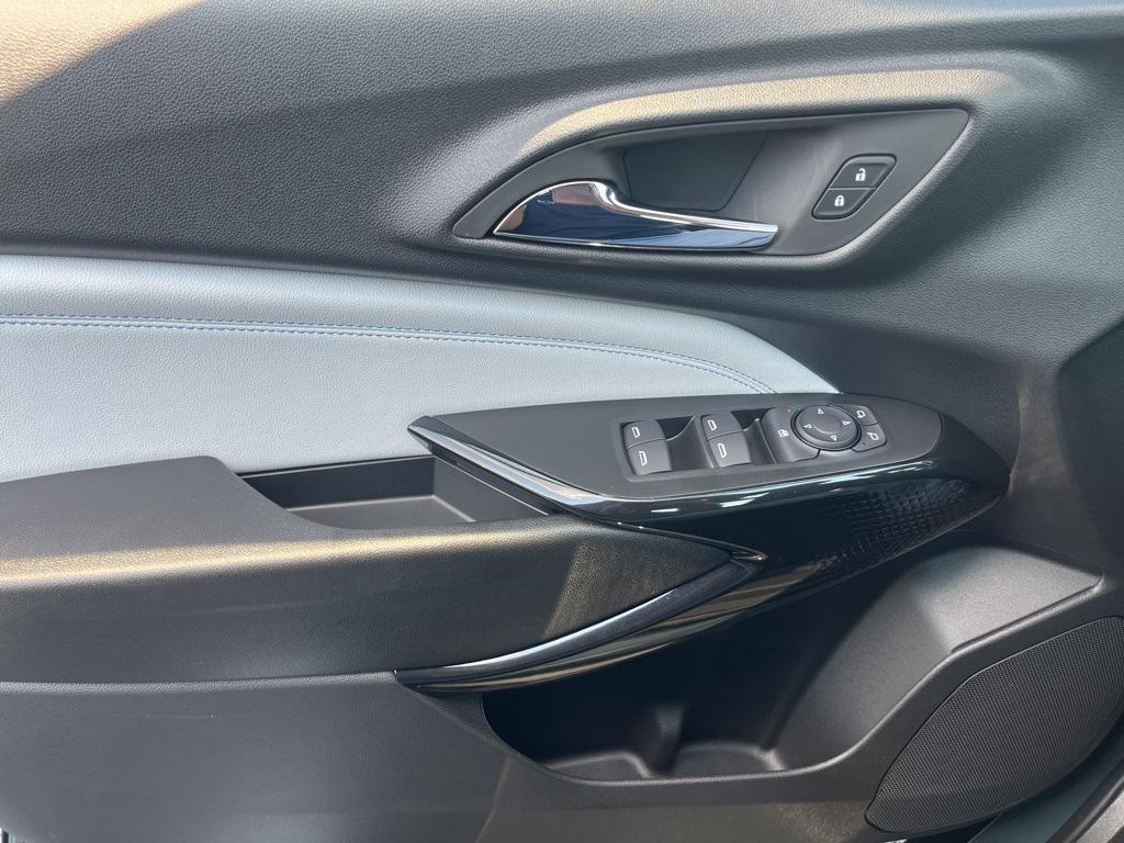 new 2025 Chevrolet Trax car, priced at $25,750