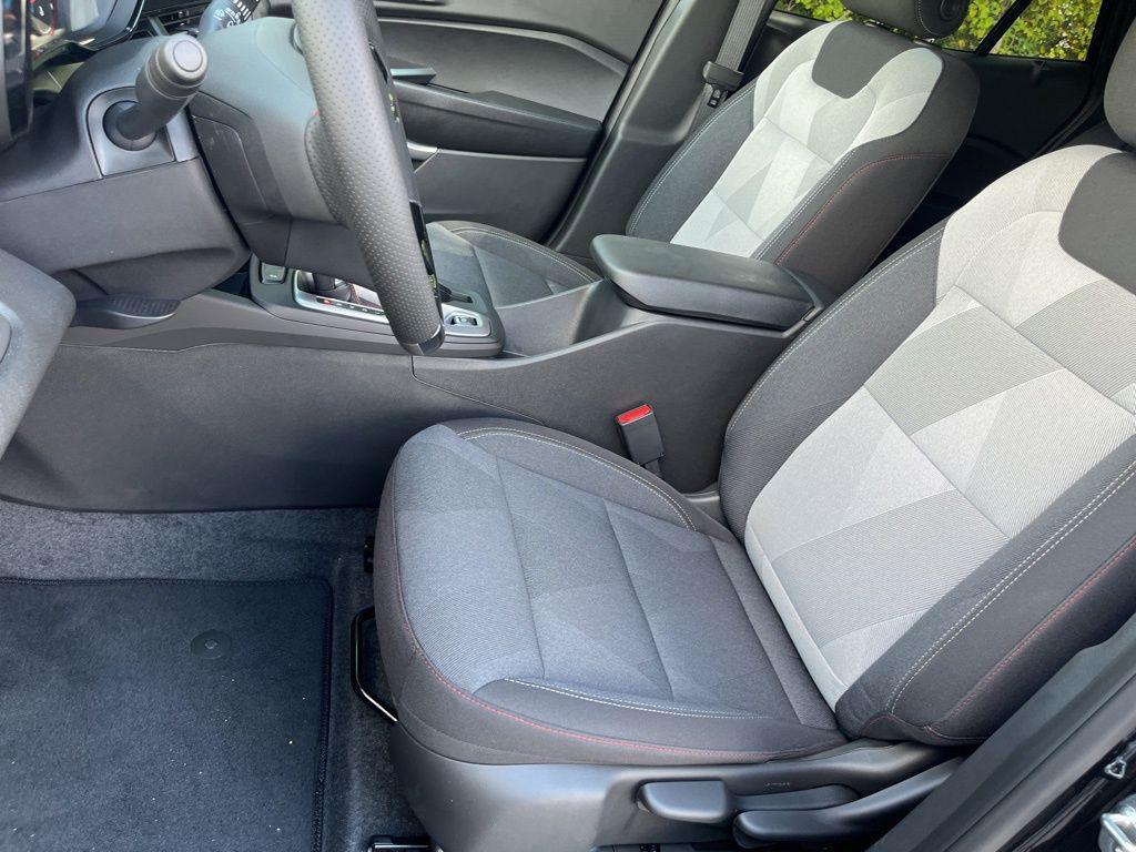 new 2025 Chevrolet Trax car, priced at $24,290