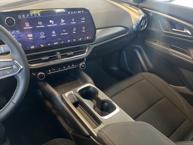 new 2025 Chevrolet Equinox EV car, priced at $34,290