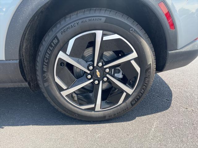 new 2025 Chevrolet Equinox EV car, priced at $34,290