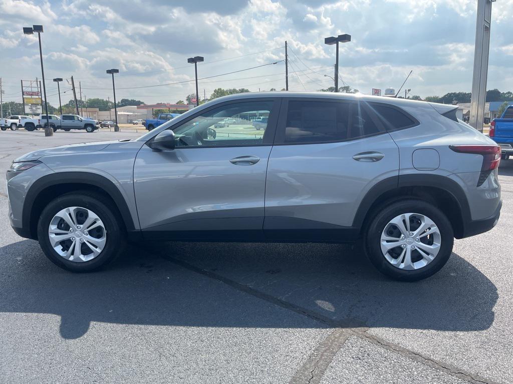 new 2025 Chevrolet Trax car, priced at $22,190