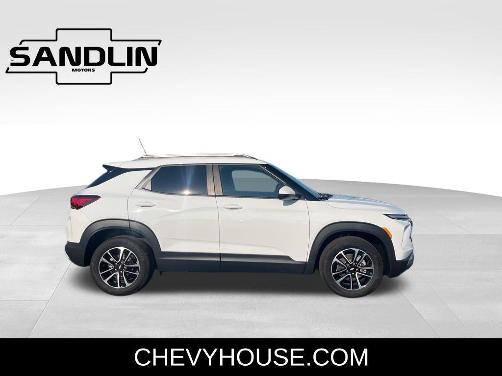 new 2026 Chevrolet TrailBlazer car, priced at $27,274