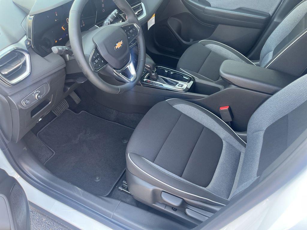 new 2026 Chevrolet TrailBlazer car, priced at $27,274