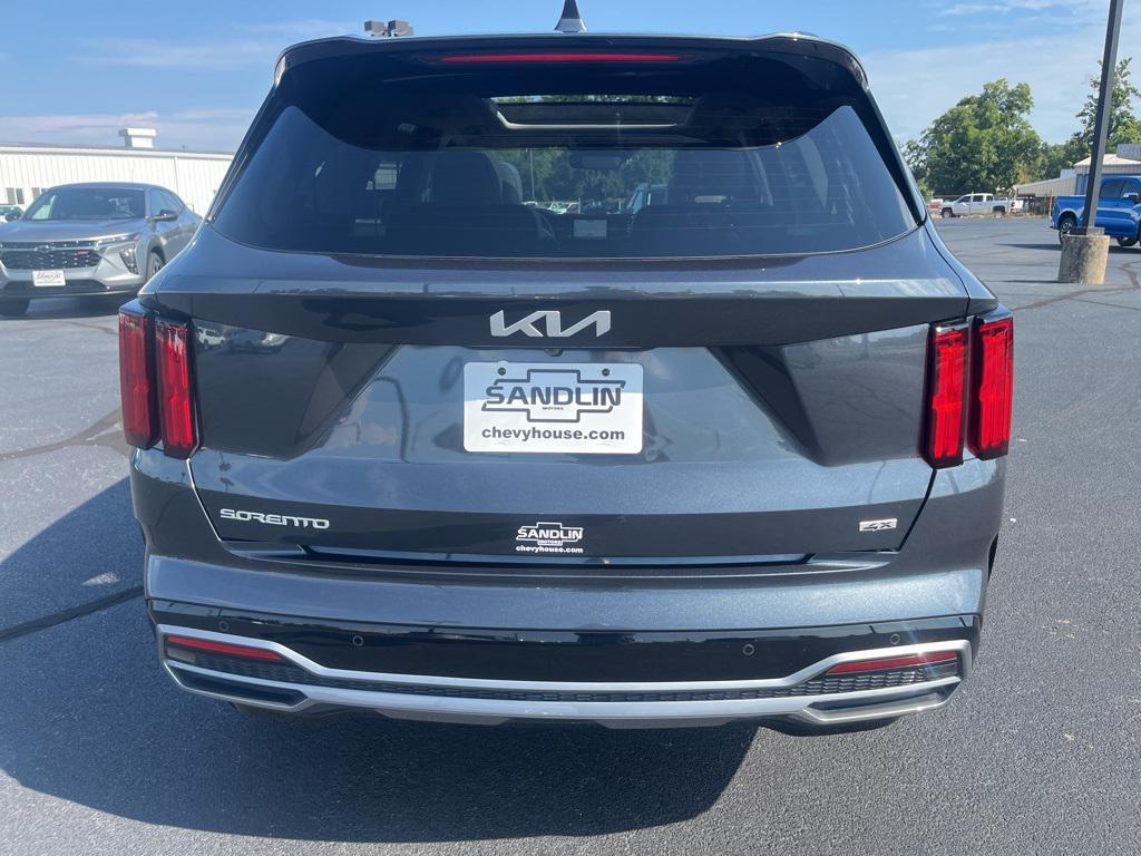 used 2023 Kia Sorento car, priced at $29,964