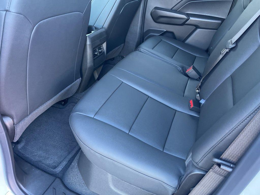 new 2026 Chevrolet Colorado car, priced at $43,700