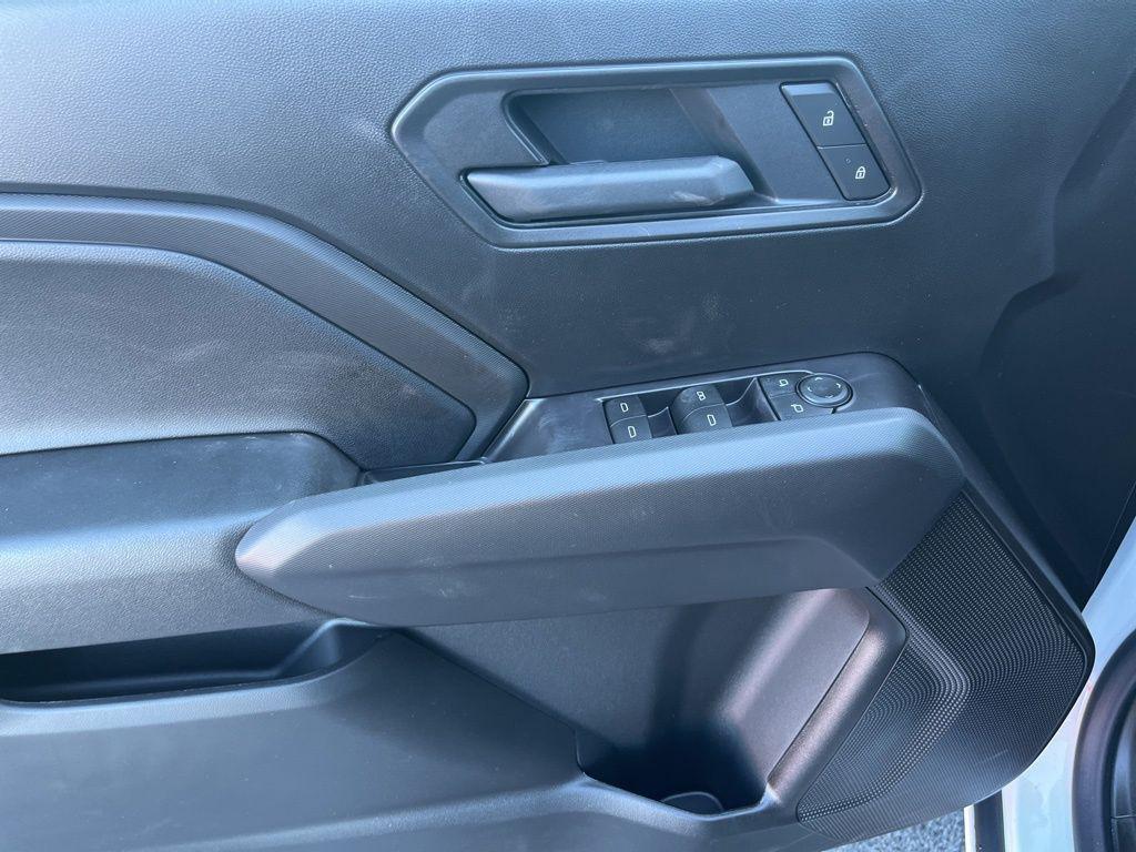 new 2026 Chevrolet Colorado car, priced at $43,700