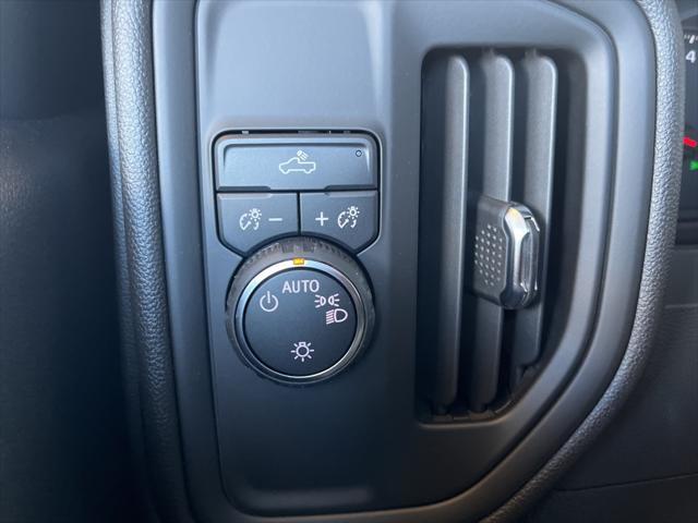 new 2025 Chevrolet Silverado 1500 car, priced at $41,206