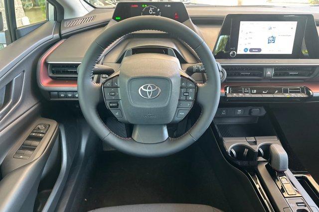 new 2025 Toyota Prius Plug-In Hybrid car, priced at $35,078