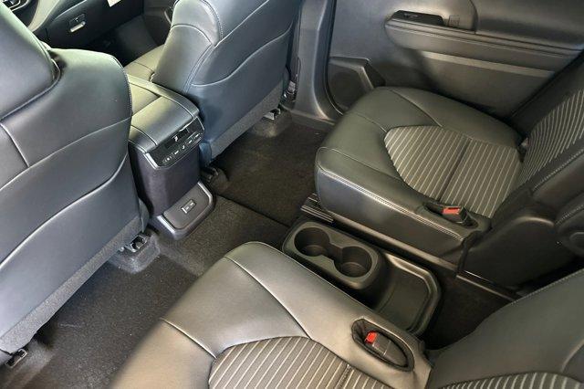 new 2025 Toyota Highlander car, priced at $51,738
