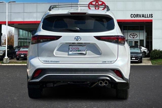 new 2025 Toyota Highlander car, priced at $50,588