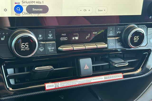 new 2025 Toyota Highlander car, priced at $50,588