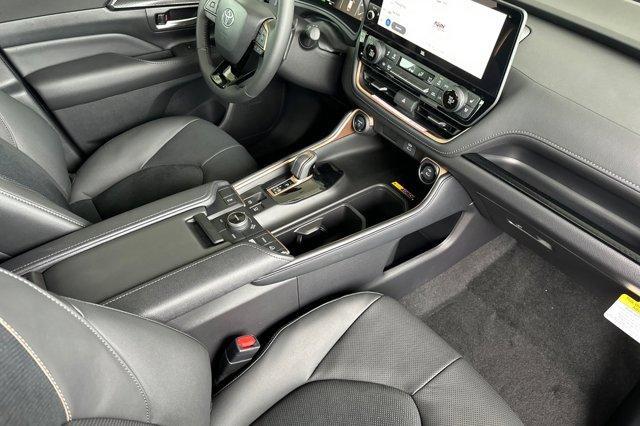 new 2025 Toyota Grand Highlander Hybrid car, priced at $60,464