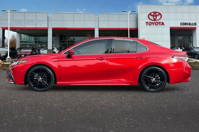 used 2021 Toyota Camry Hybrid car, priced at $27,700
