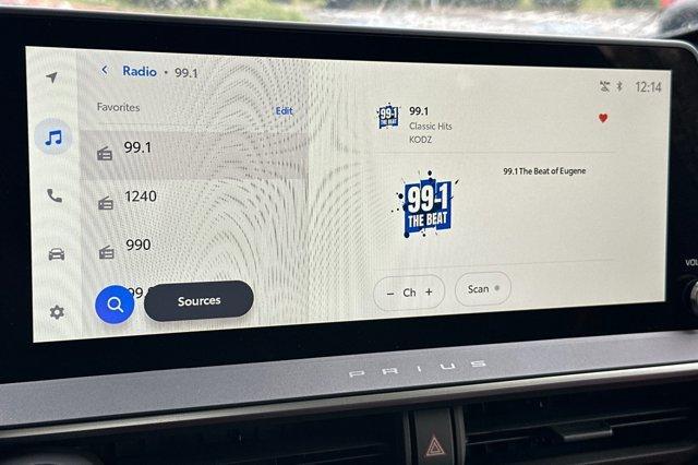 new 2026 Toyota Prius Plug-In Hybrid car, priced at $41,313