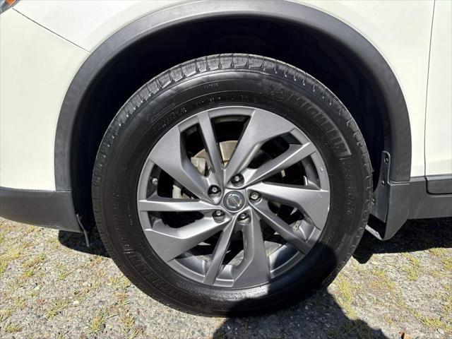 used 2016 Nissan Rogue car, priced at $10,987
