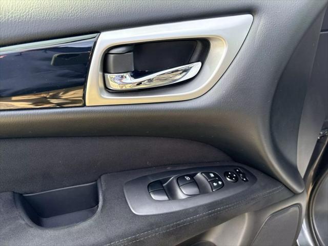 used 2014 Nissan Pathfinder car, priced at $8,988