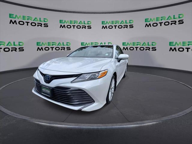 used 2018 Toyota Camry Hybrid car