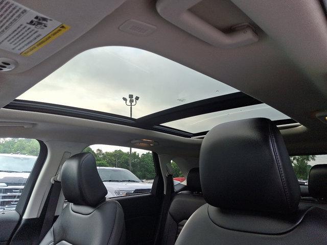 used 2021 Ford Edge car, priced at $19,900