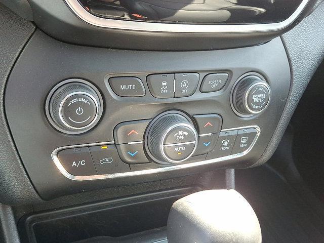 used 2021 Jeep Cherokee car, priced at $18,900
