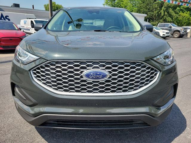 new 2024 Ford Edge car, priced at $40,260